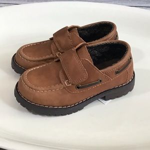 NWT toddler size 9 Cat & Jack brown dress loafers
